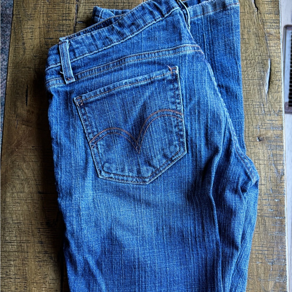 Levi’s 518 Super Low Cut - Size 7